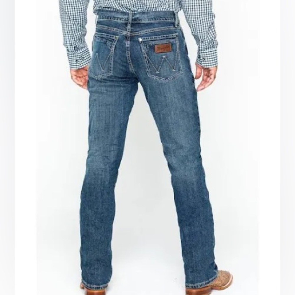Wrangler retro relaxed bootcut jeans